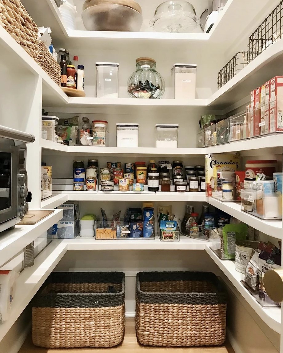 A walk-in pantry organized by Porter New Orleans in River Ridge